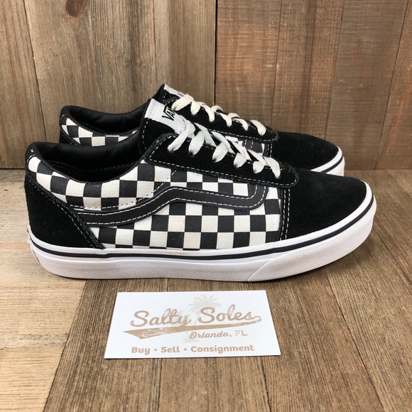 vans checkerboard size 3